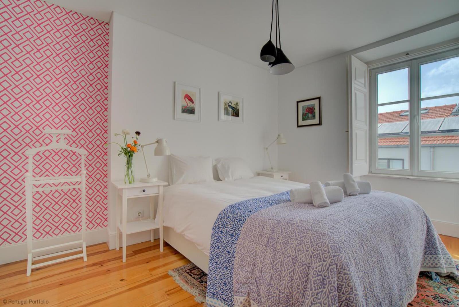 Tracey & Neill's Place In Principe Real Lisbon