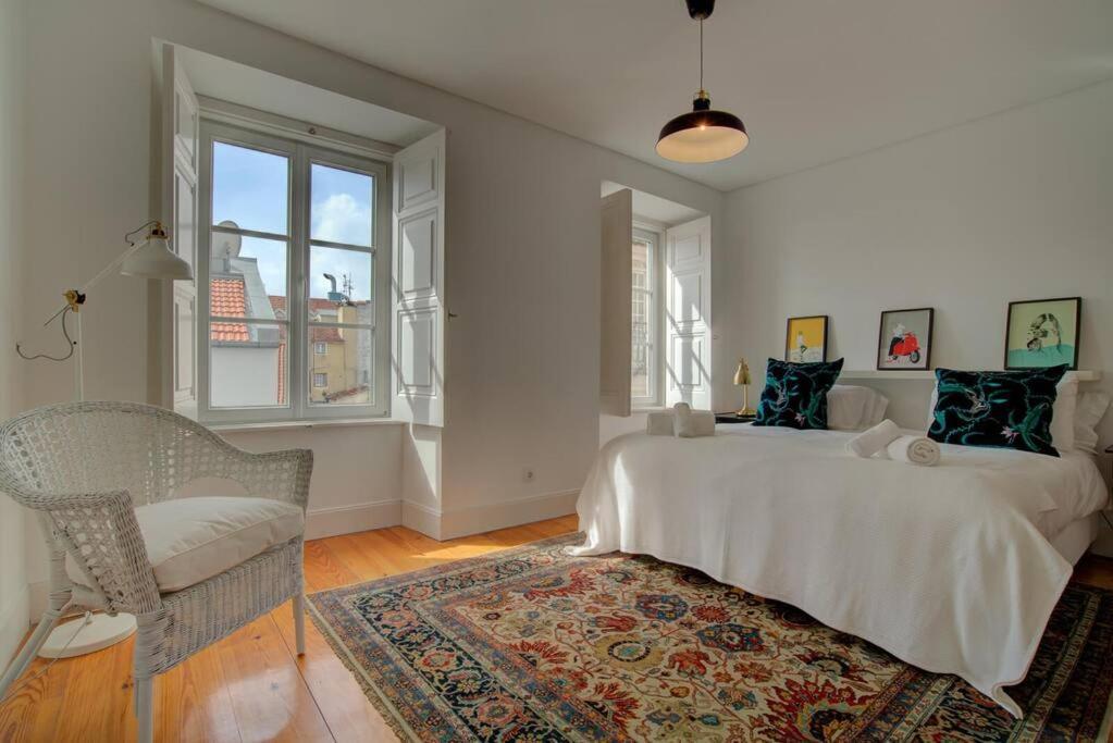 Tracey & Neill's Place In Principe Real * Lisbon